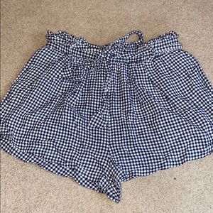 Tie soft shorts